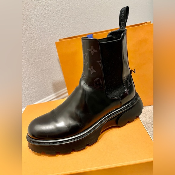 Louis Vuitton Chelsea boot 7 1/2 - Picture 5 of 11